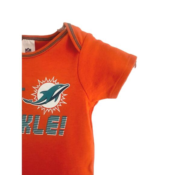 Miami Dolphins onesie Sz 12-18 NFL football game day - Picture 2 of 7